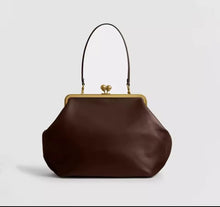 Load image into Gallery viewer, Claire Kiss Bag/Clutch
