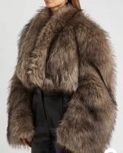 Load image into Gallery viewer, Luxury Faux Fur Jacket –
