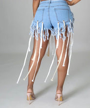 Load image into Gallery viewer, Shoe String Shorts!
