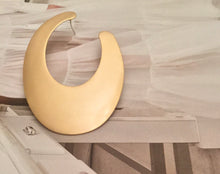 Load image into Gallery viewer, Sleek Gold Matte Earrings
