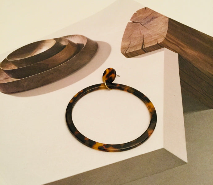 Christy Tortoises Shell Hoops - Rhonda’s Fabulous Jewelry LLC